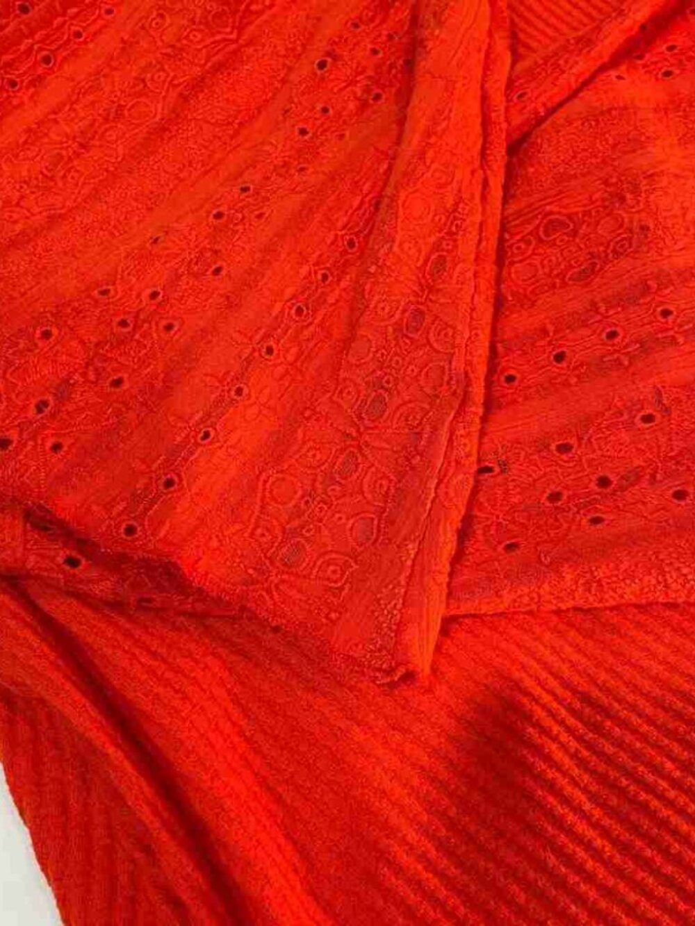 Partisan Boho Red Ribbed Bell Sleeve Embroidered Blouse - XS - Picture 2 of 5